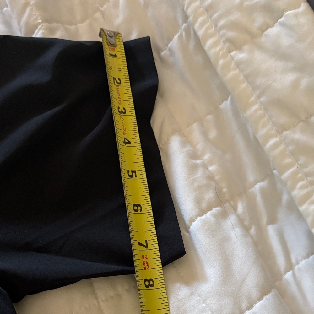 Athleta Black Zephyr Crop Tee - Picture 8 of 9